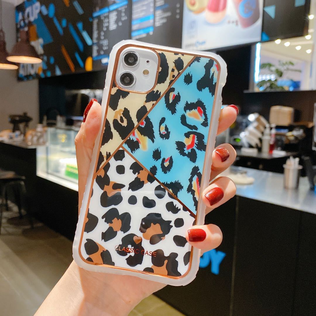 Leopard Print Heart Pattern Electroplated Protective Silicone Phone Case
