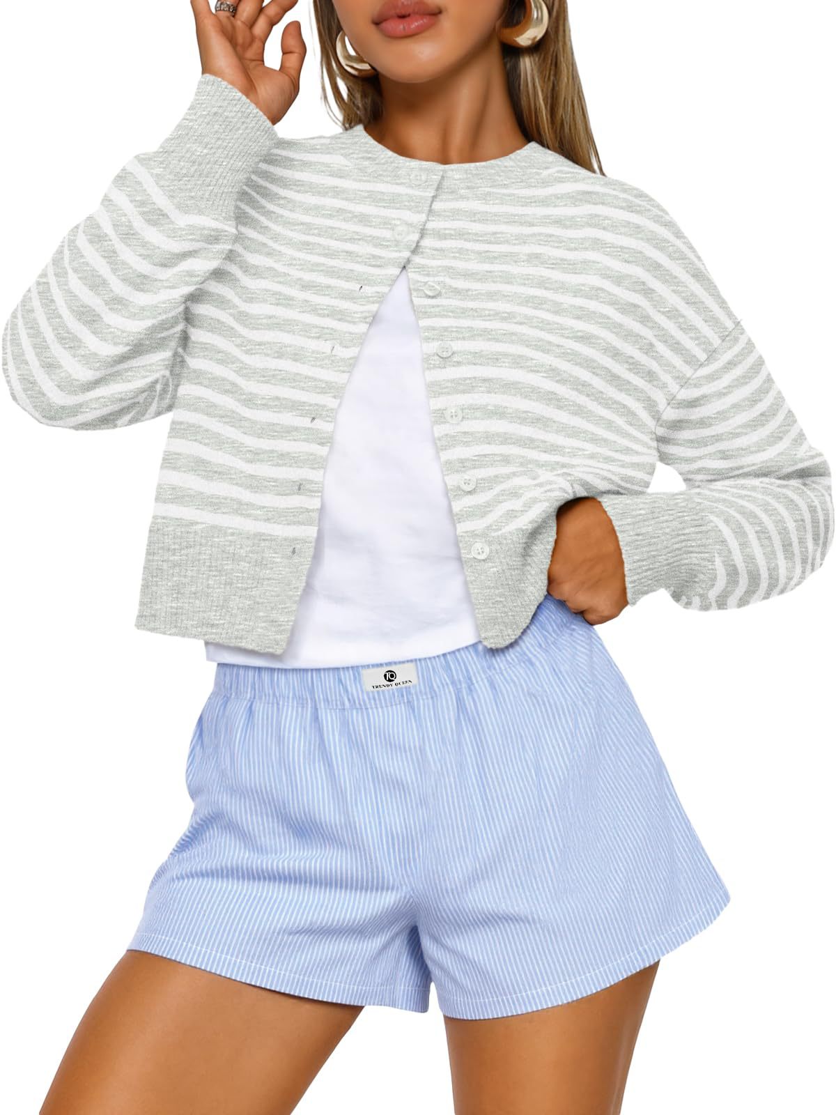 Buttoned Long-sleeve Crew-neck Solid-color Cropped Knit Sweater