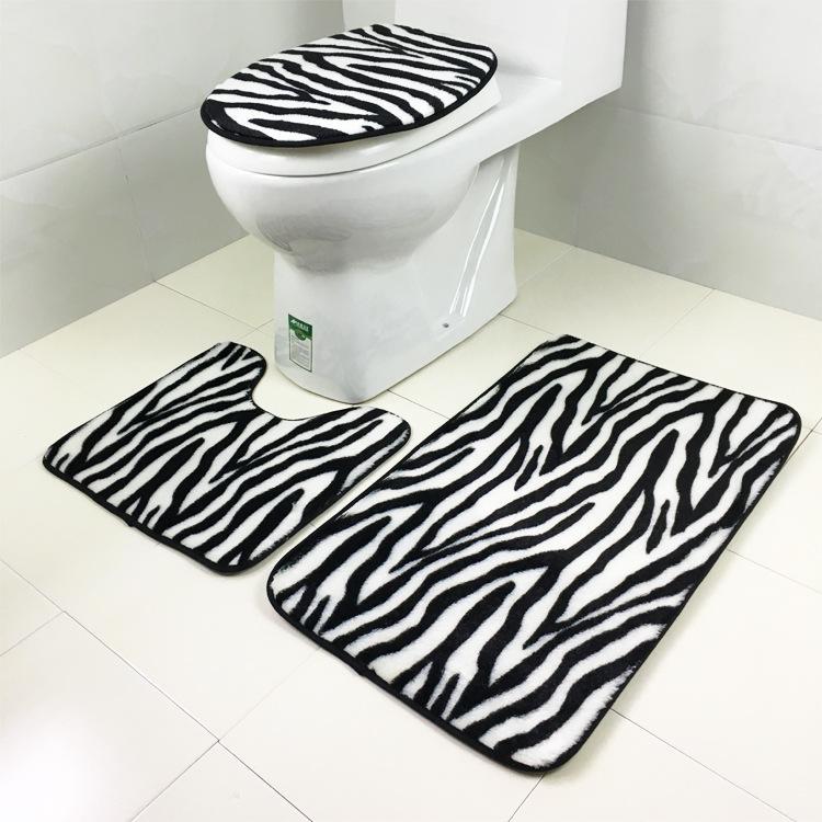 In the Wild Animal Print Bath Mat Set